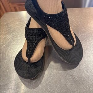 Black Rhinestone Thong Sandals for Women - Sparkle Slip-On Comfort